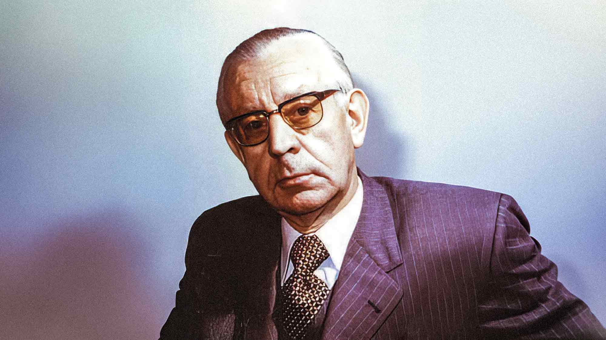 NOW Commons: Walter Hoffschildt, 1. Vorsitzender des Vereins Michaeliswoche Gütersloh (1952 bis 1965)