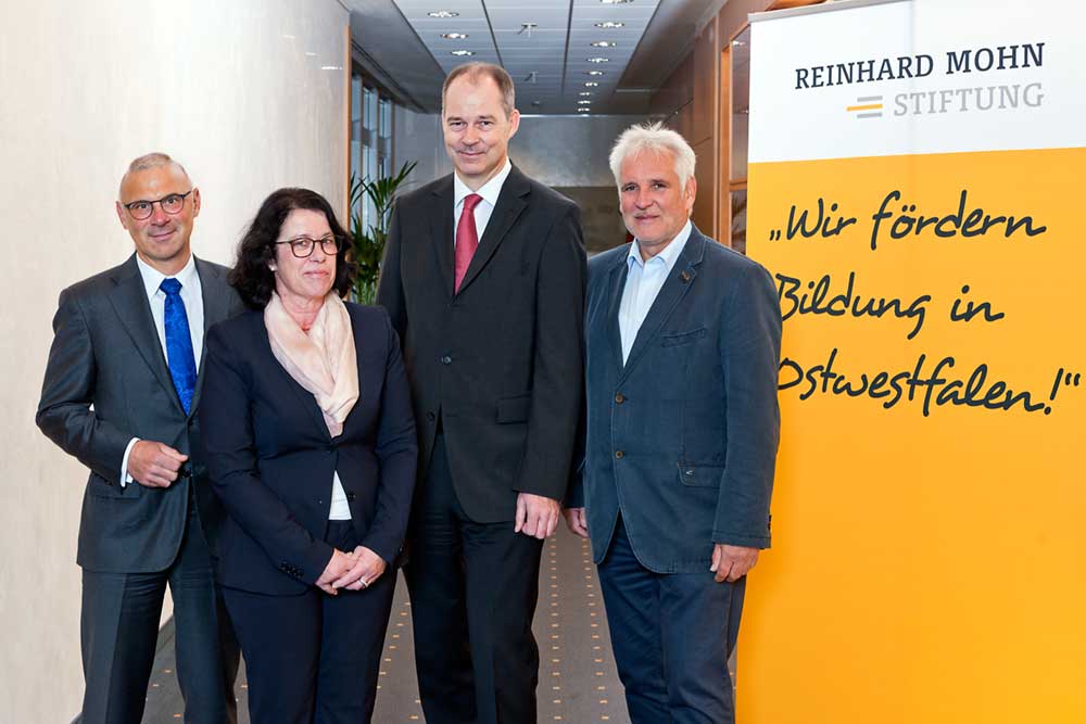 Reinhard-Mohn-Stiftung zieht erfolgreiche Zwischenbilanz nach sieben Jahren aktiver Projektarbeit