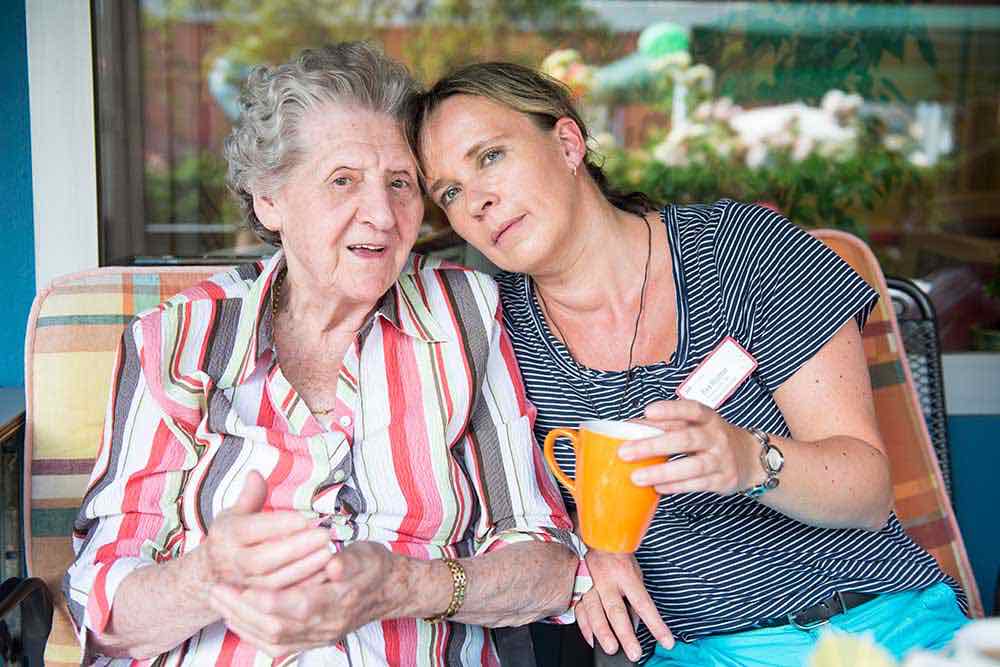 Fünf Tipps für die Kommunikation mit Alzheimer-Patientinnen und -Patienten