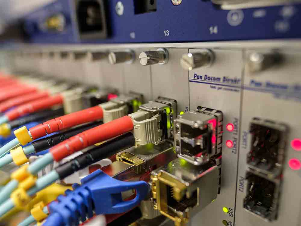 Die Unternehmen aus Rheda-Wiedenbrück haben entschieden: Sie wollen schnelles Internet per Glasfaser