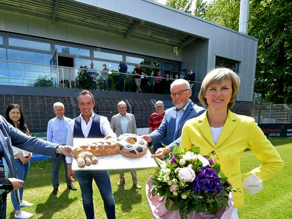 »Tag der Freude«: Das neue FC-Gütersloh-Vereinsheim im Stadion ist eingeweiht