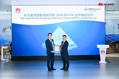 Huawei erreicht die weltweit strengsten vom TÜV Rheinland zertifizierten Standards für Energiespeicher