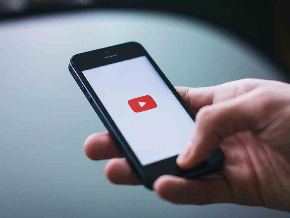 »PresentationGYM«: Neues Youtube-Format für Studierende und Young Professionals bietet Expertenwissen für bessere Präsentationen