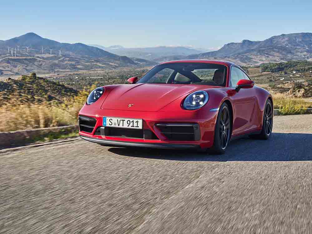 Eigenständiger und dynamischer denn je: die neuen Porsche-911-GTS-Modelle