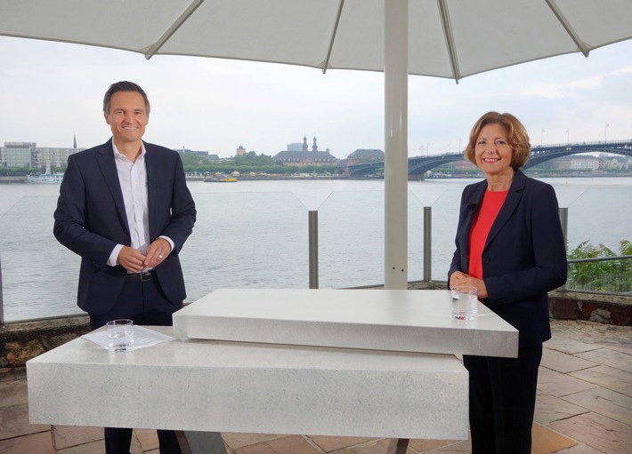 »SWR Aktuell Sommerinterview« mit Malu Dreyer (SPD) am 9. Juli 2021, um 19.30 Uhr im SWR-Fernsehen
