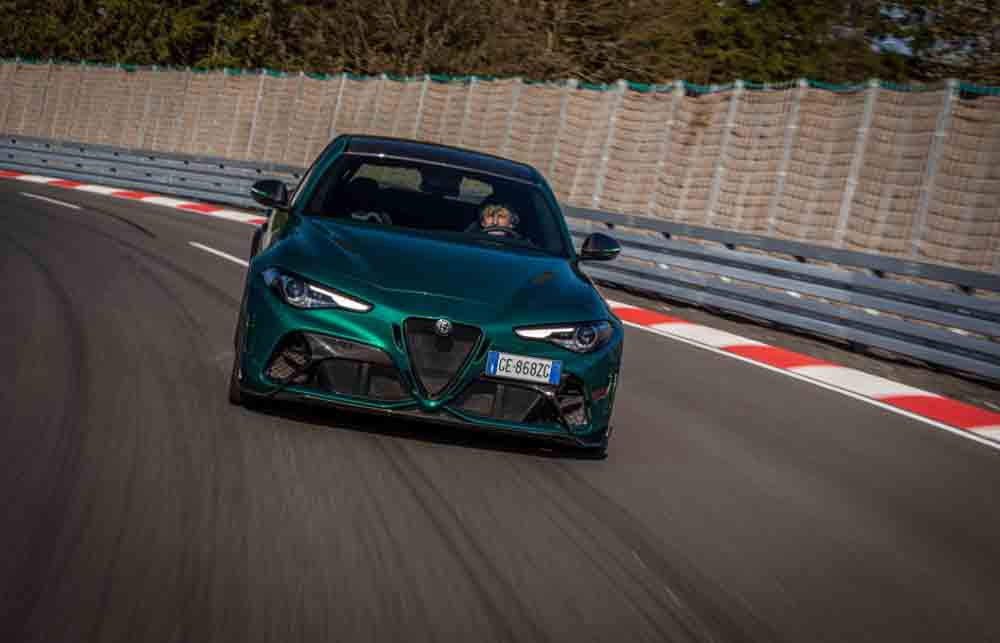 Die Alfa Romeo Giulia GTAm im Urteil von Rennfahrer Christian Menzel: »Puristischer Sportwagen«