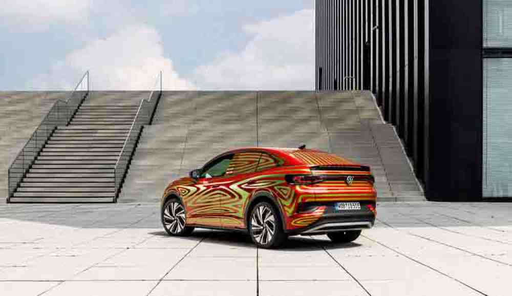 Elegante Sportlichkeit trifft auf Effizienz: Volkswagen gibt auf der IAA Ausblick auf SUV-Coupé ID.5 GTX