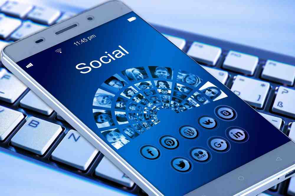 Projekt «SocialMediaHistory« sucht Teilnehmer: Mitmachen bei der Geschichtsforschung in den sozialen Medien