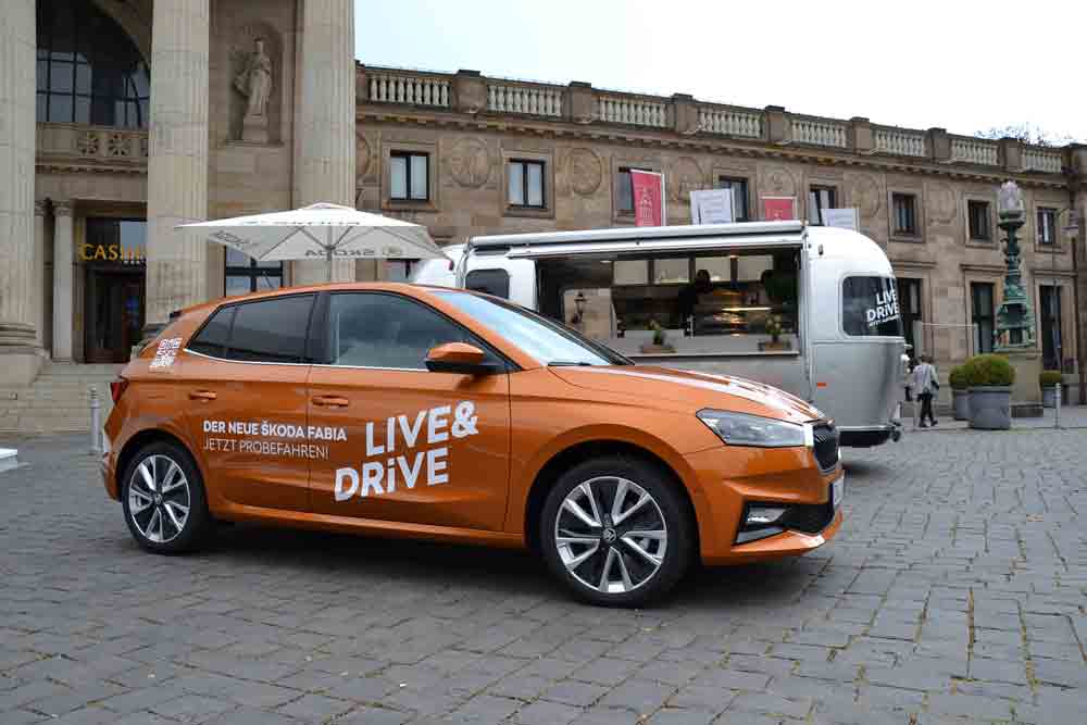 Bundesweite »Live and Drive«-Roadshow: Deutschland fährt Škoda