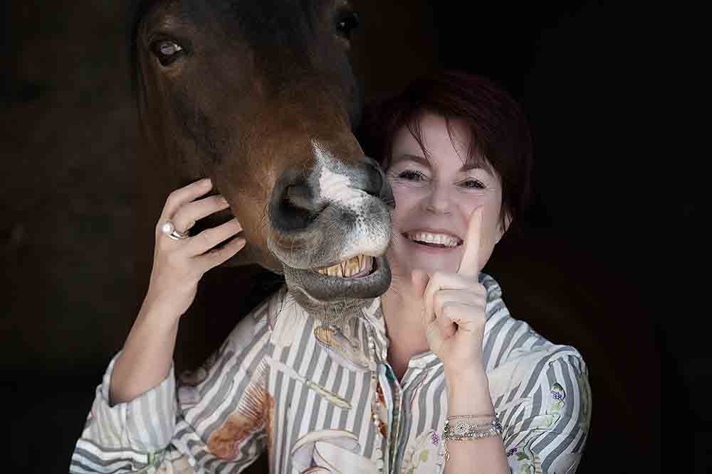 Kathrin Renée Schüpbach-Schäfer – pferdegestütztes Training für Führungskräfte