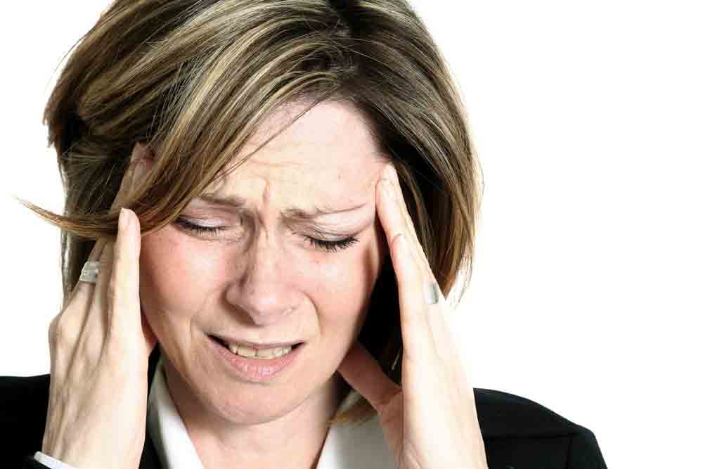 AOK zum Welt-Kopfschmerztag am 5. September 2021: Bei Kopfschmerzen nicht vorschnell zu Medikamenten greifen