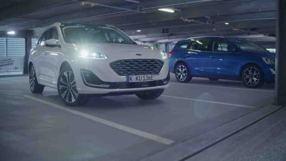 Automatisierter Parkservice im Parkhaus: Ford präsentiert auf der »IAA Mobility« den jüngsten Stand der Entwicklung