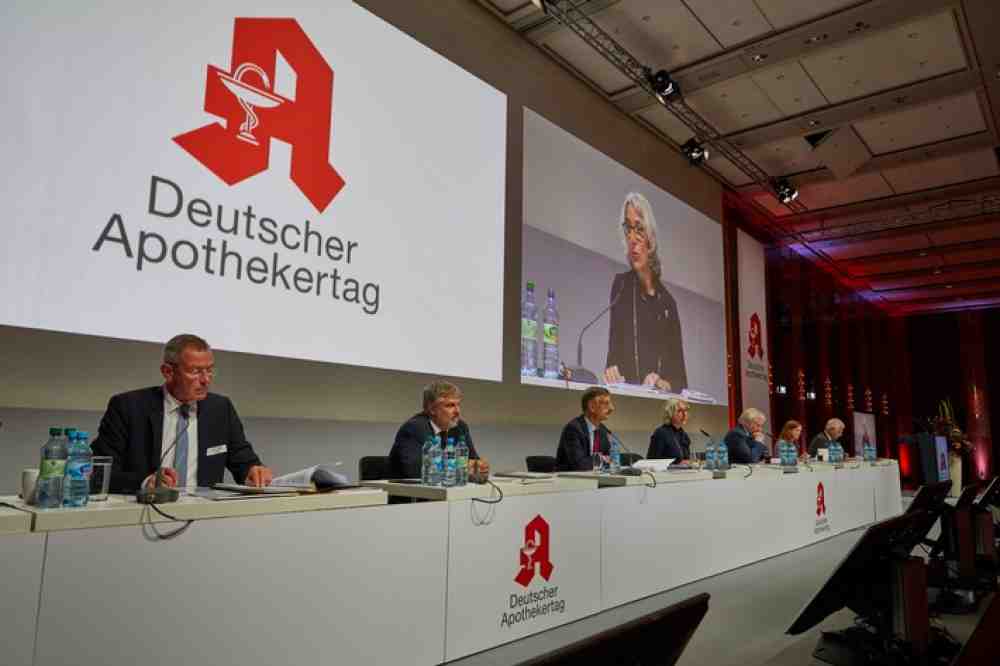 Deutscher Apothekertag fordert Konsequenzen aus der Pandemie für die Arzneimittelversorgung