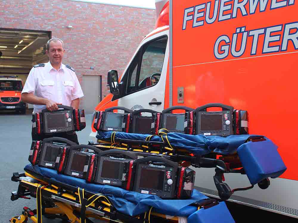 Neueste Technik im Rettungsdienst – Feuer- und Rettungswache der Stadt Gütersloh stellt vollständig auf neuestes Defibrillatoren-Modell um