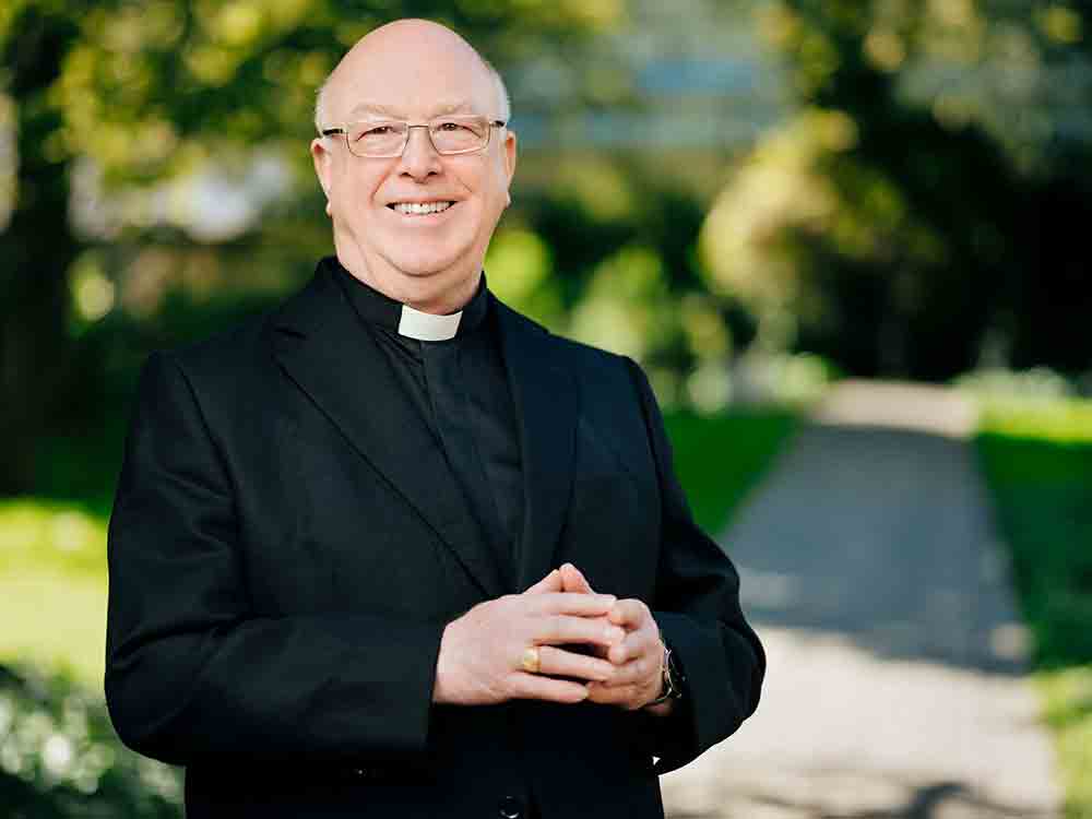 Erzbischof Becker lobt kirchliche Arbeit in der Corona-Pandemie