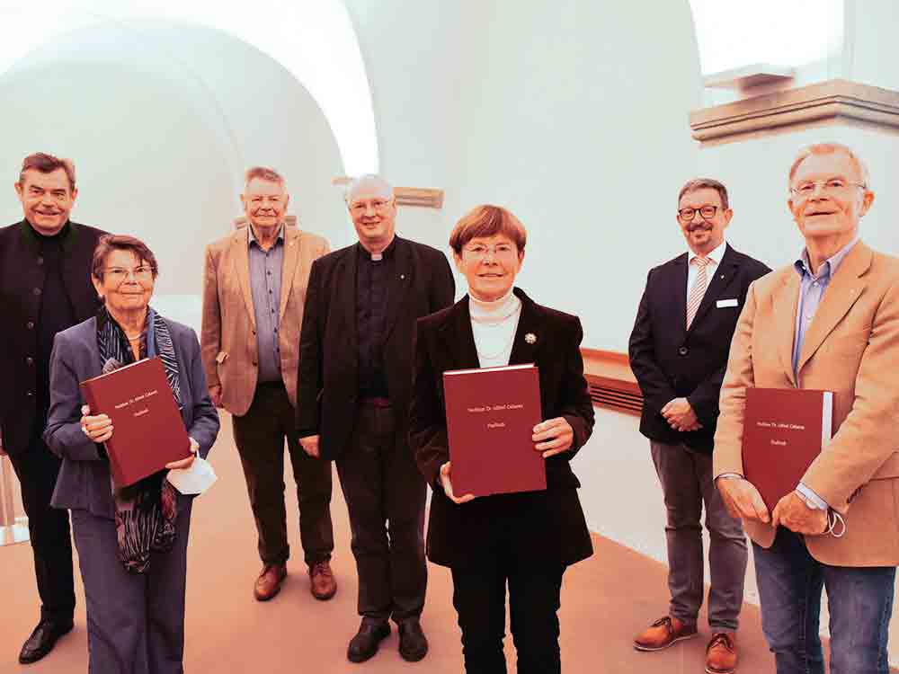 Erzbistum Paderborn stellt den aufgearbeiteten Gesamt-Nachlass des früheren Bistumsarchivars Dr. Alfred Cohausz vor