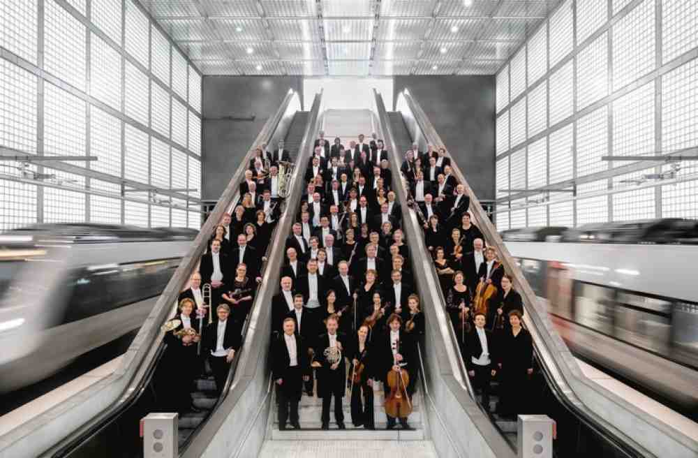»Radiofieber«: MDR-Sinfonieorchester spielt den Soundtrack zu historischen Stummfilmen