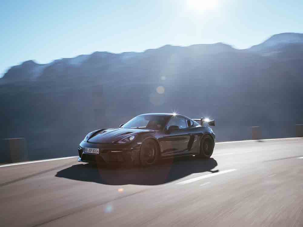Neuer Porsche »718 Cayman GT4 RS« glänzt bei finalen Abstimmungstests