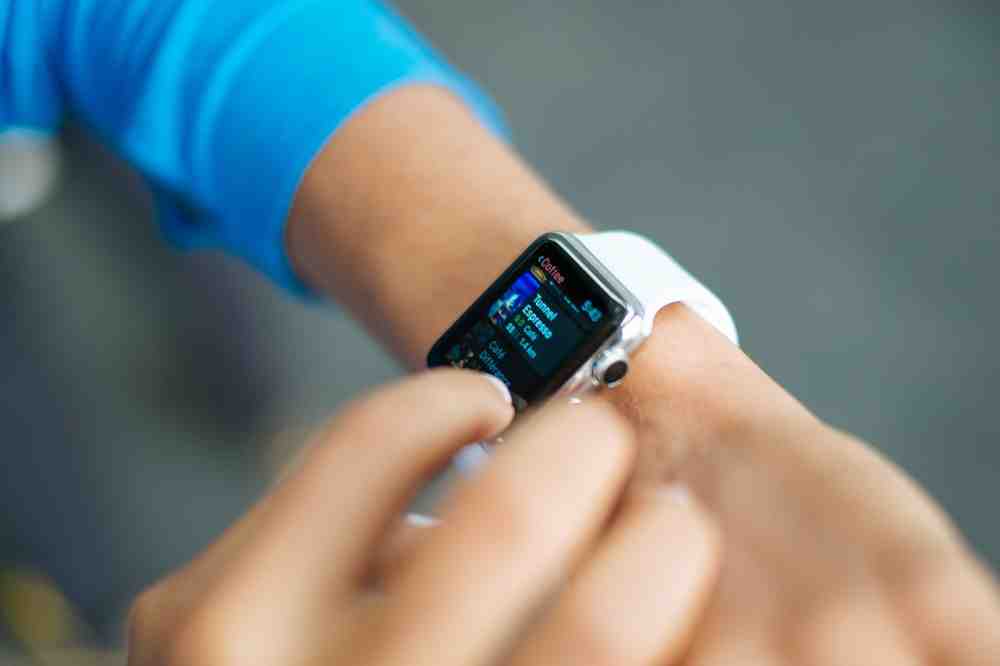 Digitale Helfer am Handgelenk: »So nutzen Sie Smartwatch und Fitnesstracker optimal«, mit Audio