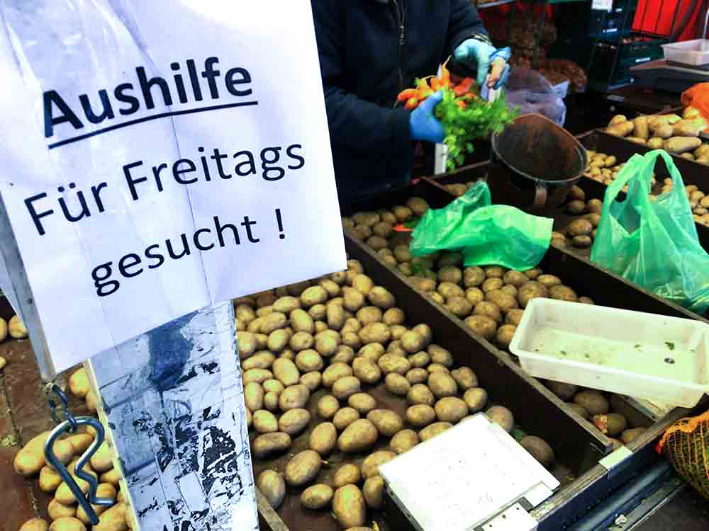Obst und Gemüse Ulrich Jostkleigrewe sucht für freitags für Gütersloh Avenwedde eine Aushilfe (m/w/d)