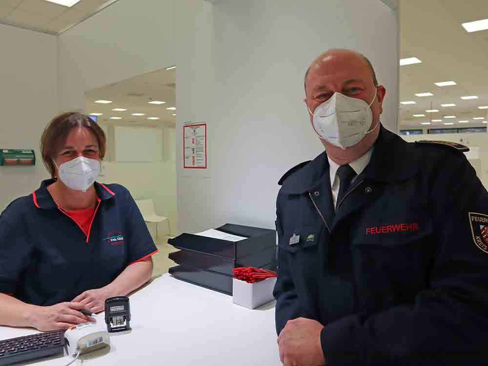 Kreis Gütersloh: Feuerwehr testet Impfstelle, Probedurchlauf mit echten Spritzen