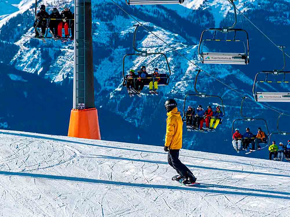 Skifahren unter Corona-Auflagen – unterschiedliche Länder, unterschiedliche Regeln, der ADAC gibt einen Überblick, wo was möglich ist