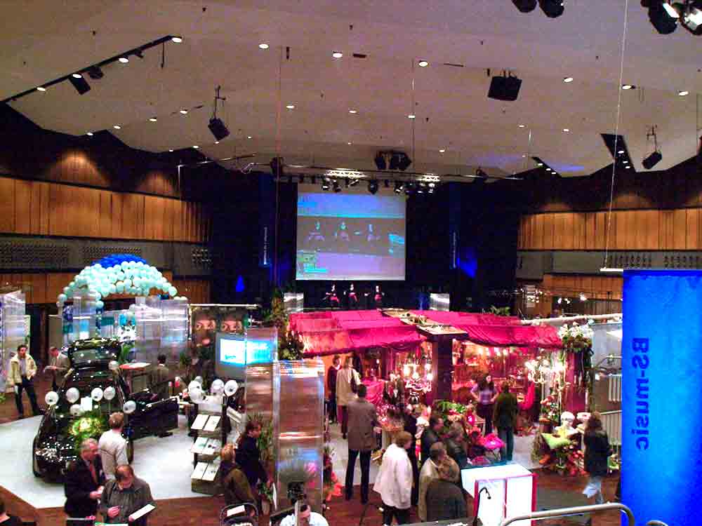 Gütersloh, »guetsel.de live«, die Messe in der Stadthalle Gütersloh, 2001, die Story