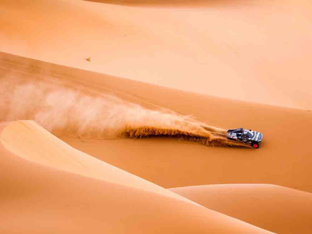 An der Schwelle zu einer neuen Epoche: Audi RS Q e-tron vor seiner ersten Rallye Dakar