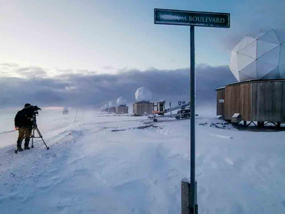 ZDF mit zweiteiliger Reportage über die Arktis, die größte Satellitenstation der Welt auf Svalbard, Spitzbergen