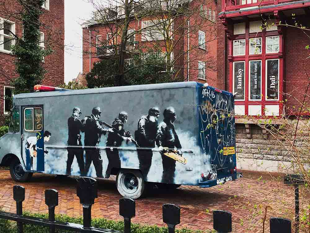Zitate für Gütersloh: Banksy über Werbeagenturen und Stadtplaner