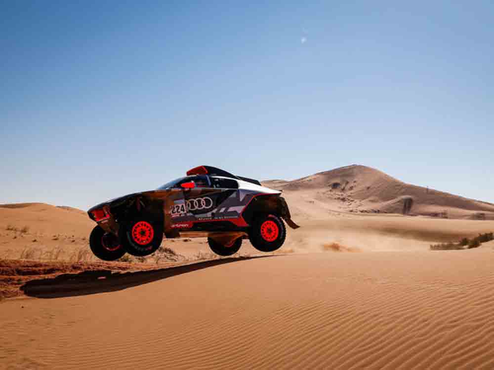 Halbzeitbilanz bei der Rallye Dakar: Drei Audi RS Q e-tron beweisen Innovationskraft, Rallye Dakar 2022