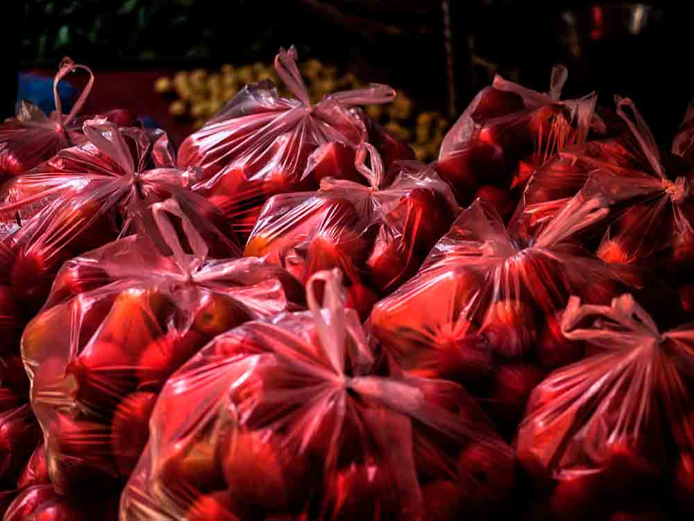 Plastiktütenverbot: Verbund kompostierbare Produkte sieht Biokunststoffe als Chance