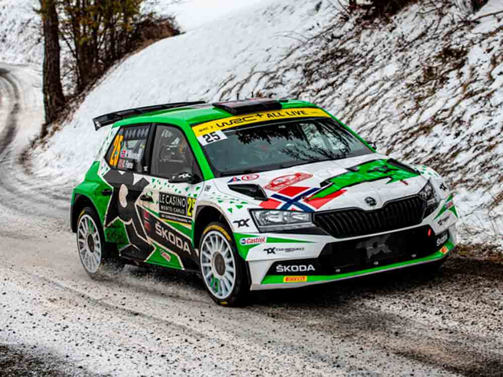 Starkes Škoda Aufgebot bei der Rallye Monte Carlo: WRC2 Weltmeister Mikkelsen hat den Klassensieg im Blick