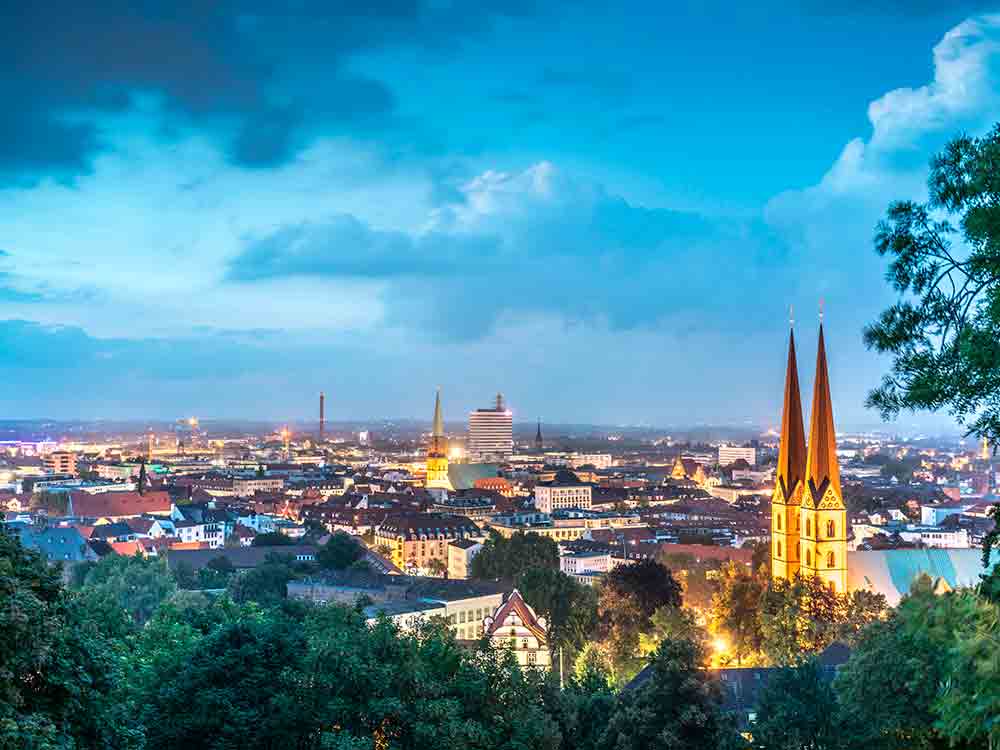 Bielefeld Partnernetzwerk setzt Impulse für andere Städte, Allianz des Stadtmarketings mit 60 Unternehmen und Institutionen als Best Practice Beispiel 2022 ausgezeichnet