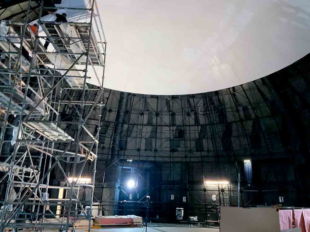 Ein Himmel aus Metall, LWL Planetarium bekommt neue Projektionsfläche