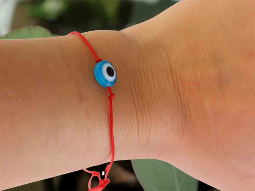 E Woman Supports Oppressed Women in Uzbekistan Through Bright Soul Bracelet Project