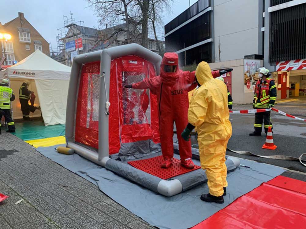 Freiwillige Feuerwehr Bad Salzuflen, 12 Menschen nach Gasgeruch aus Hotel evakuiert