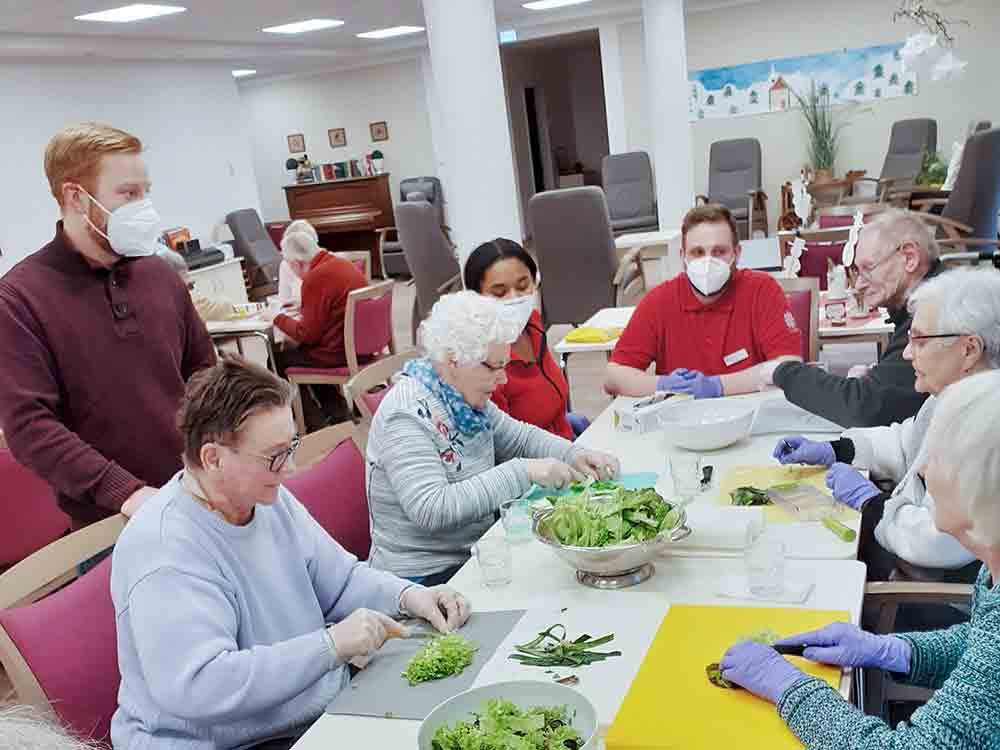 Gütersloh, Caritas Tagespflege bietet Themenwoche rund um Ernährung und Bewegung an