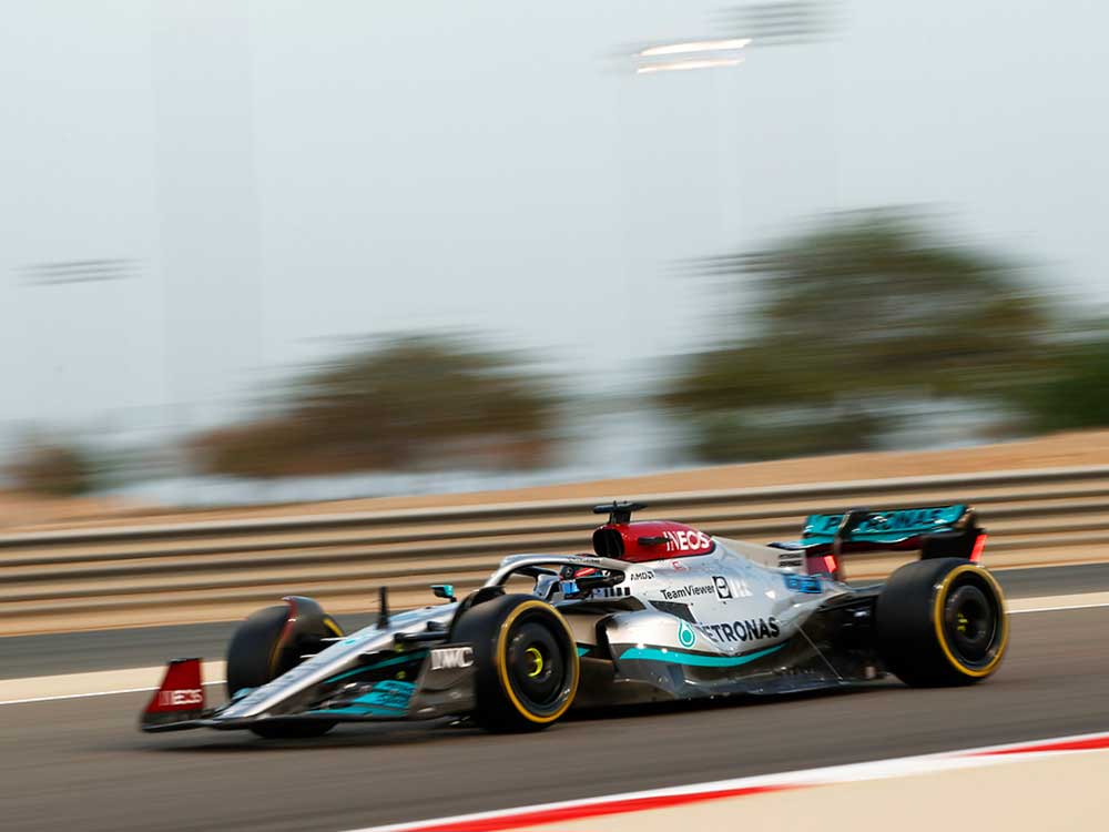 Ein Sondierungstag für das Mercedes AMG Petronas F1 Team am ersten Tag der Testfahrten in Bahrain
