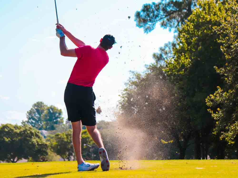 Golfen und Helfen, dem Leben zuliebe. Benefiz Golfturnierserie zugunsten der Deutschen Krebshilfe