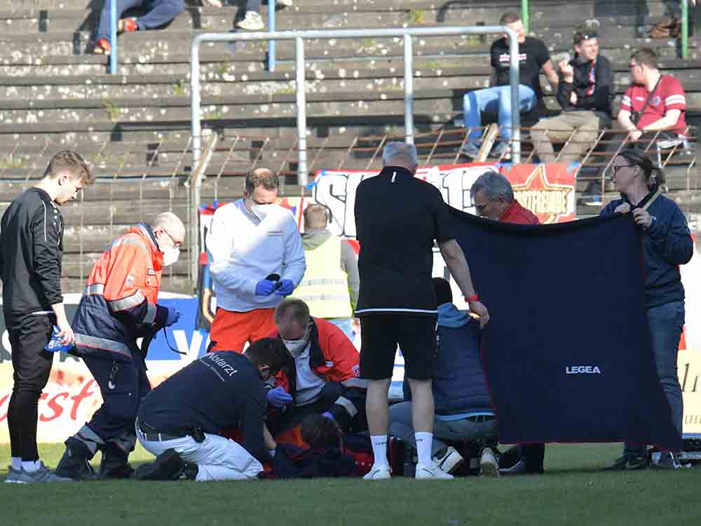 Gütersloh, schwere Verletzung überschattet 1 zu 1 des FCG gegen Sportfreunde Siegen