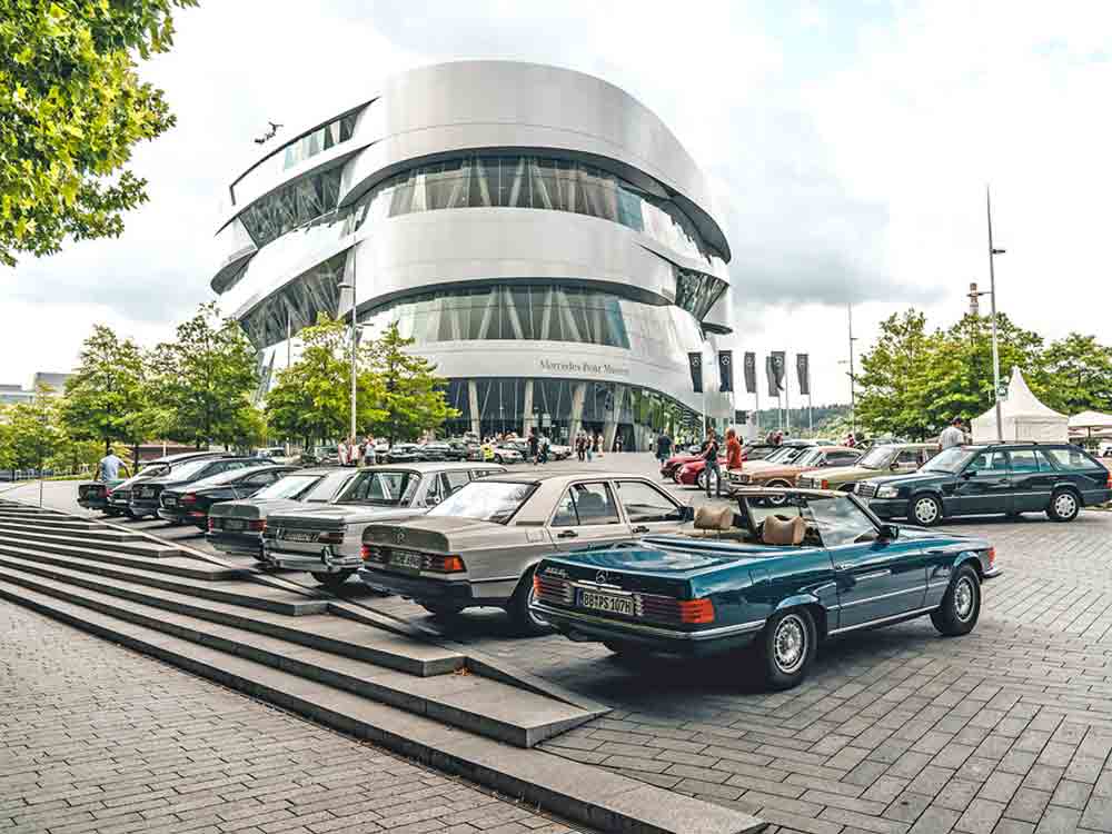 »Classics & Coffee«, Klassikertreffs 2022 am Mercedes Benz Museum