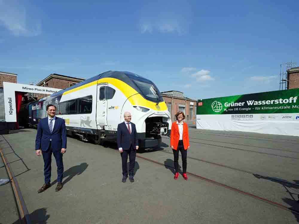 Premiere, Deutsche Bahn und Siemens Mobility präsentieren neuen Wasserstoffzug und Wasserstoff Speichertrailer