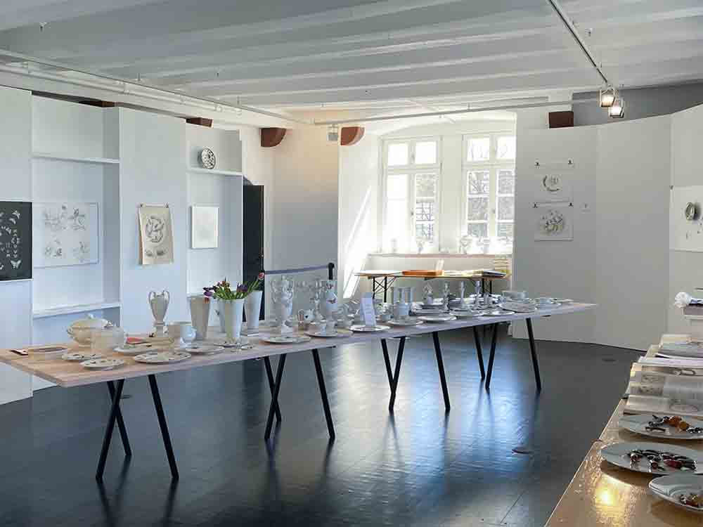 »Ich fühle mich wie in einer Schatzkiste«, Interview mit Sonngard Marcks zum Kunstprojekt »Bleibt anders« im Museum Schloss Fürstenberg