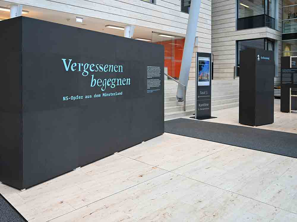 Ausstellung »Vergessenen begegnen« in der Bezirksregierung Münster