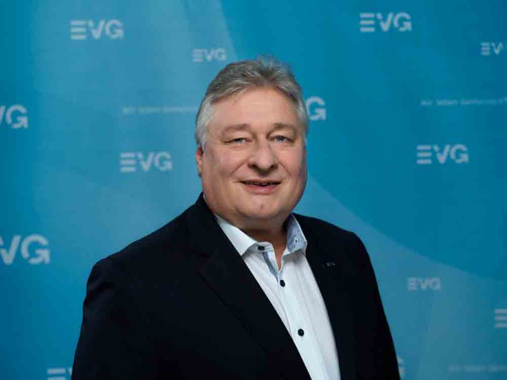 EVG Martin Burkert, »9 Euro Ticket«, mehr Personal nötig, um Ansturm zu bewältigen