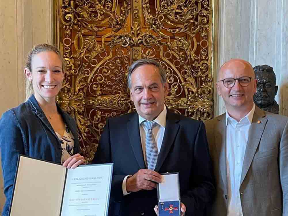 ASB Bundesvorsitzender Knut Fleckenstein mit Bundesverdienstkreuz ausgezeichnet