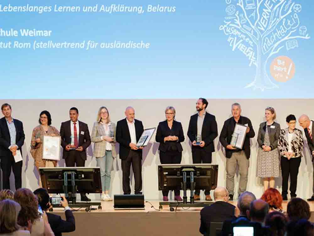 3 Volkshochschulen erhalten den Rita Süssmuth Preis für ihre internationale Netzwerkarbeit