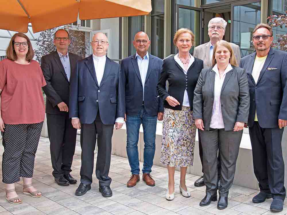 Erzbistum Paderborn, Aufarbeitungskommission nimmt Arbeit auf