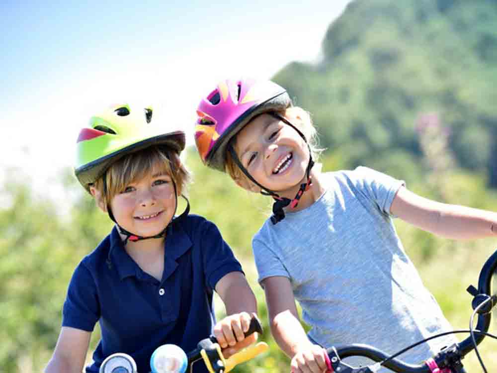 Auf den Sattel, fertig, los! ADAC gibt Tipps, wie Kinder Fahrradfahren lernen
